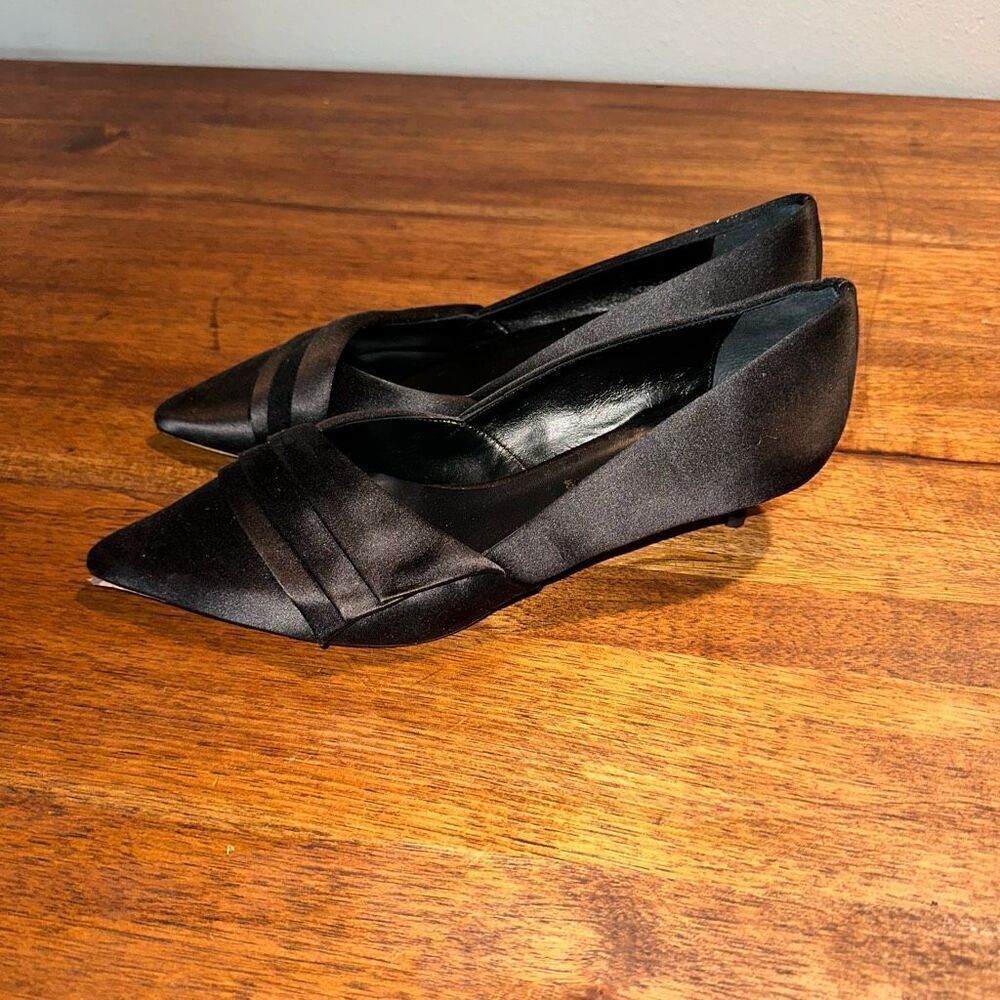 Nwob Something Bleu Breanna Satin Kitten Heel Shoe — image 4 of 8